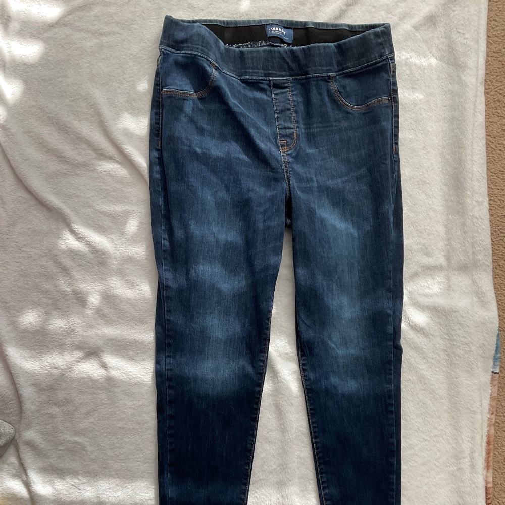 Old Navy pull on jeans